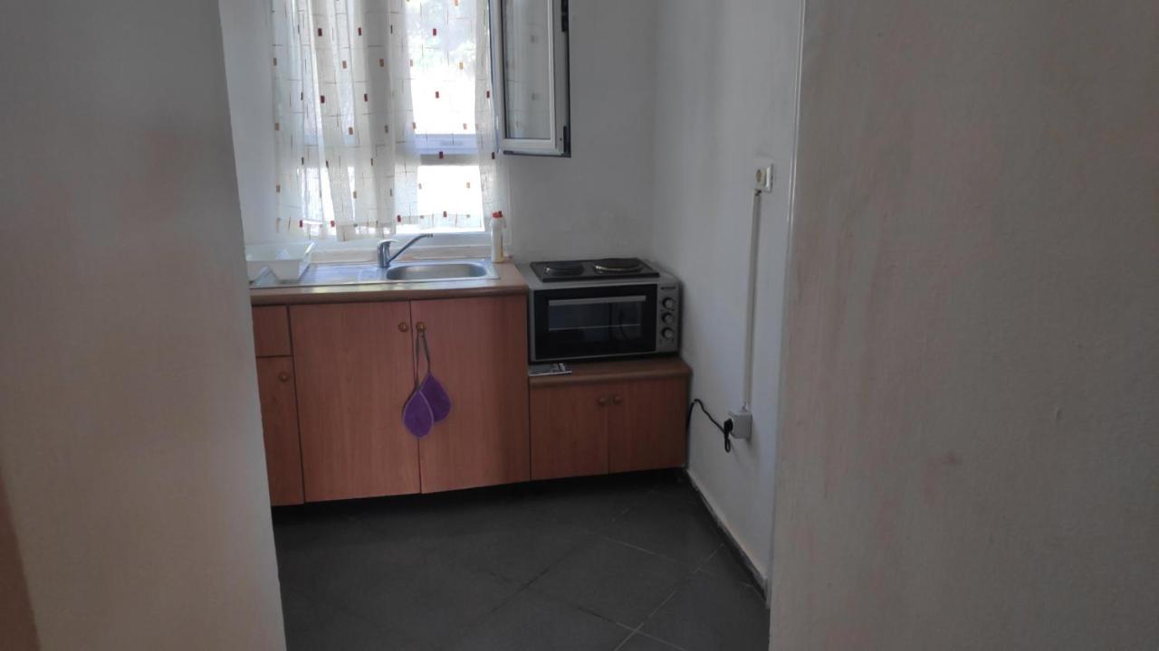 Filikur Hostel Himarë Dış mekan fotoğraf