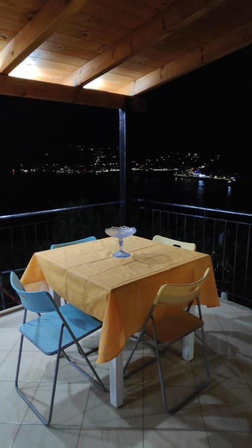 Filikur Hostel Himarë Dış mekan fotoğraf