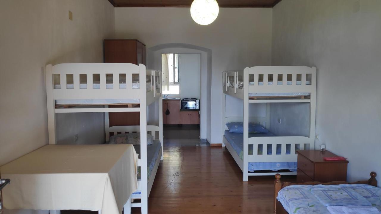 Filikur Hostel Himarë Dış mekan fotoğraf